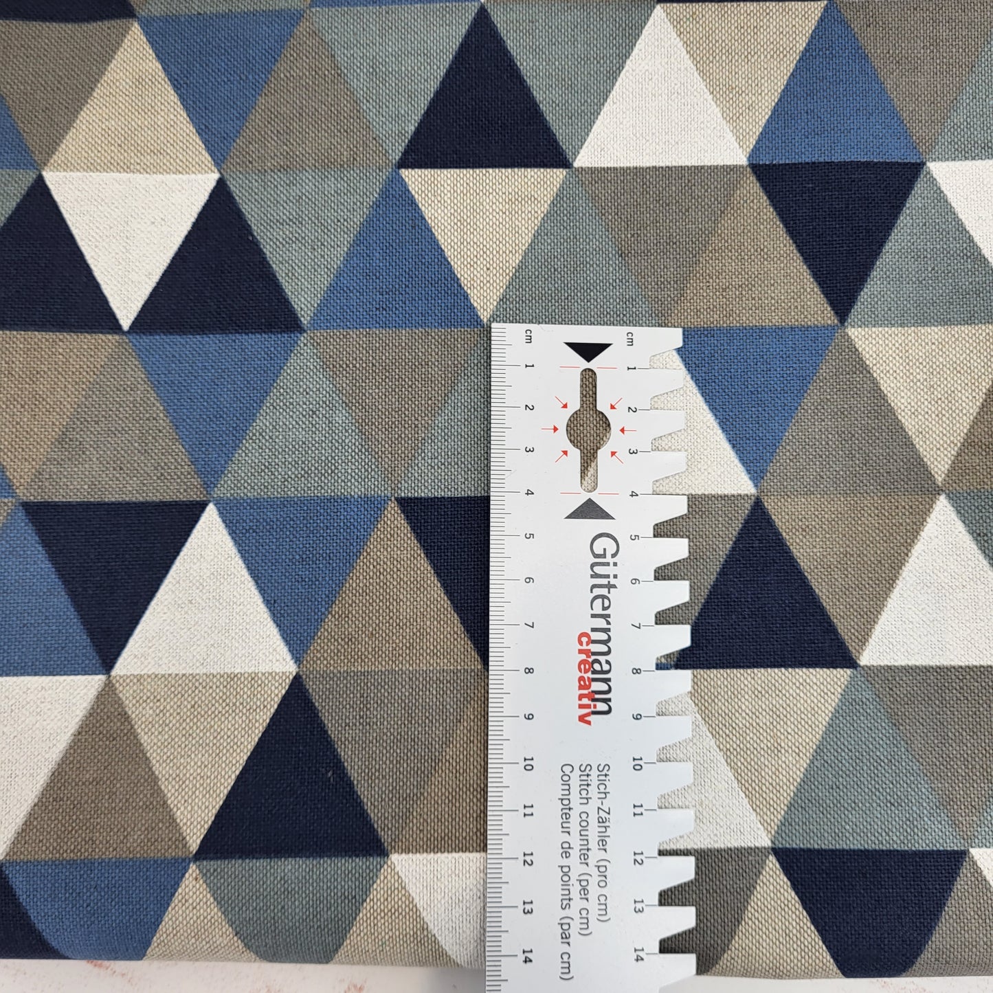 Dekostoff "Dreiecke" blau