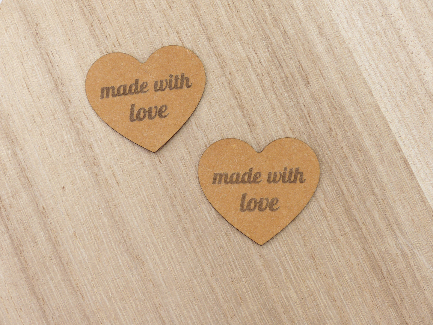 Zierteile aus SnapPap- Herz made with love