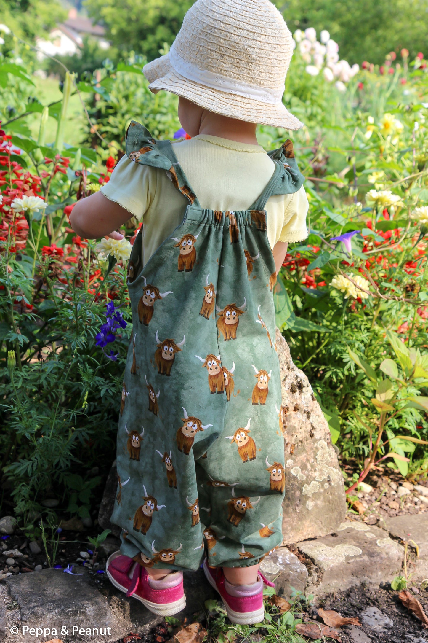 French Terry Holy Cow by Mrs. Mint Design grün