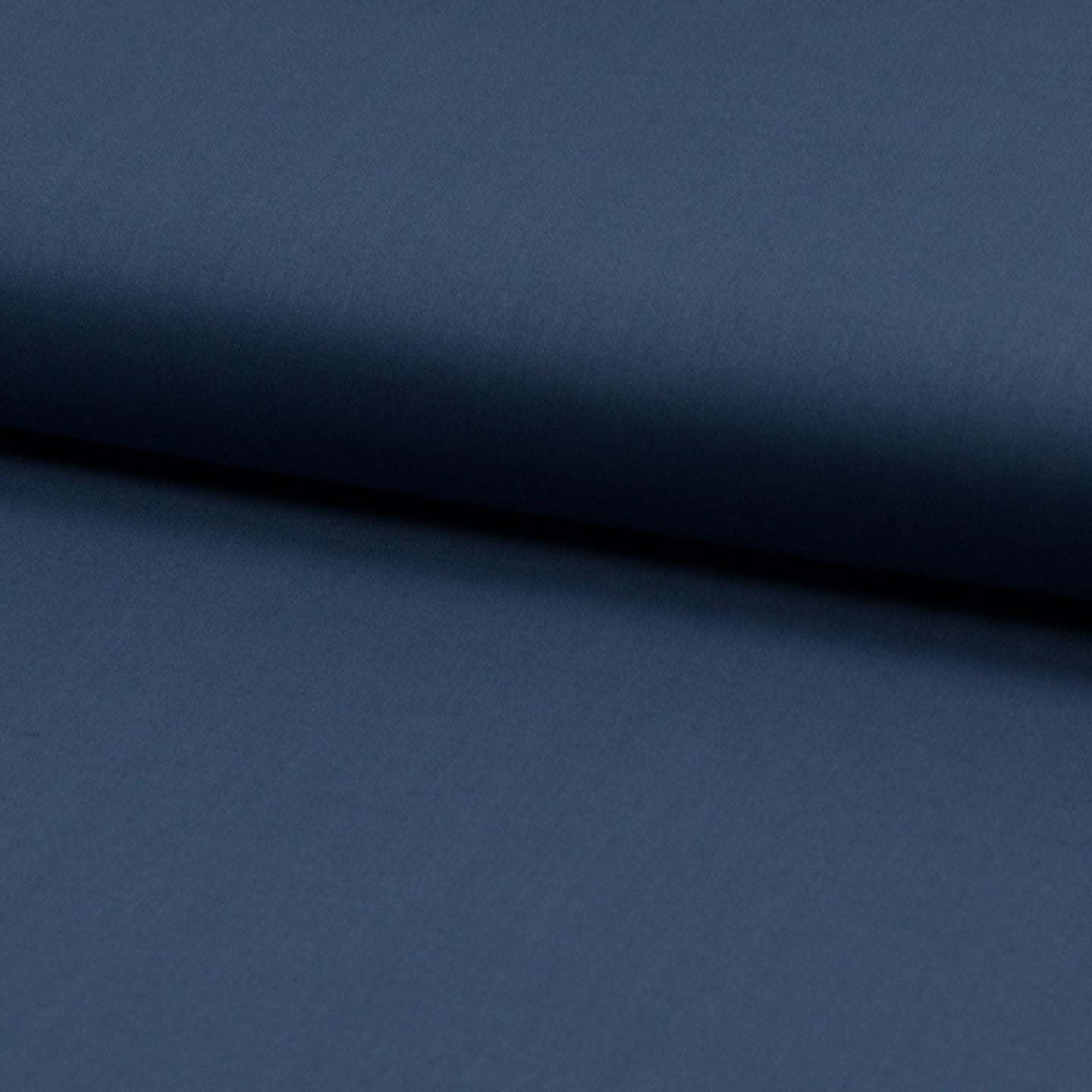 Baumwolle mit seidiger Haptik, Jeansblau