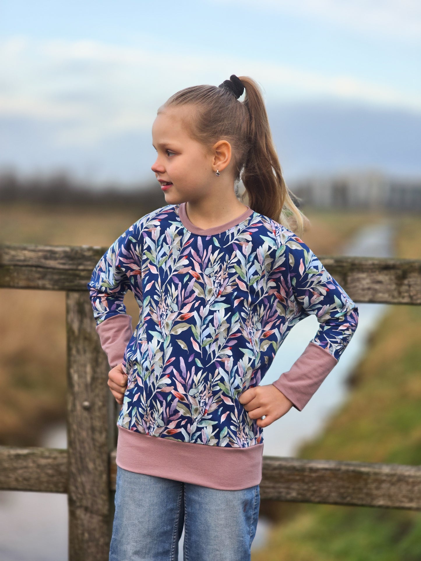 Jersey "Blätter" dunkelblau