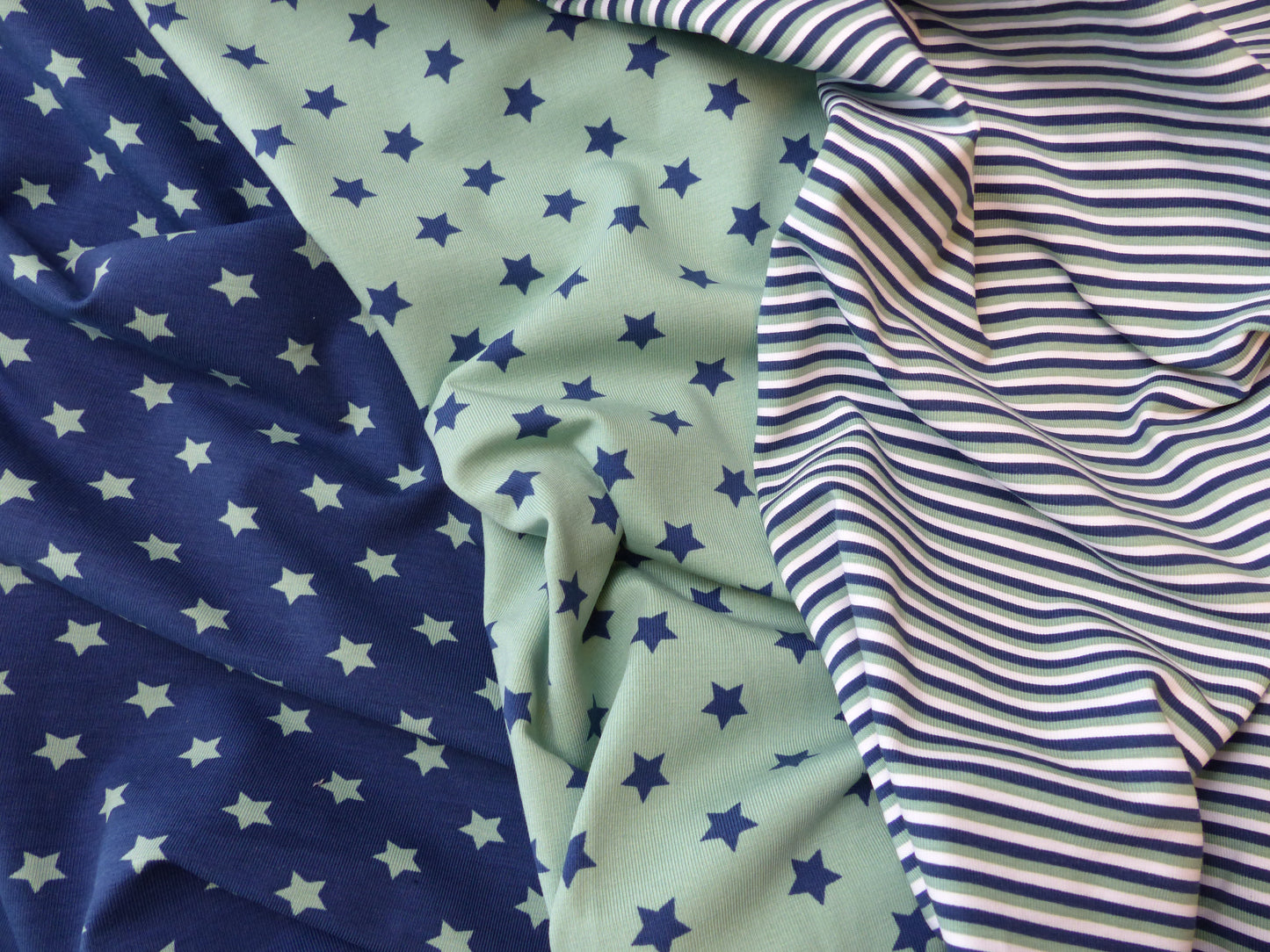 Jersey Baumwolle, Sterne und Streifen,dunkelblau, mint