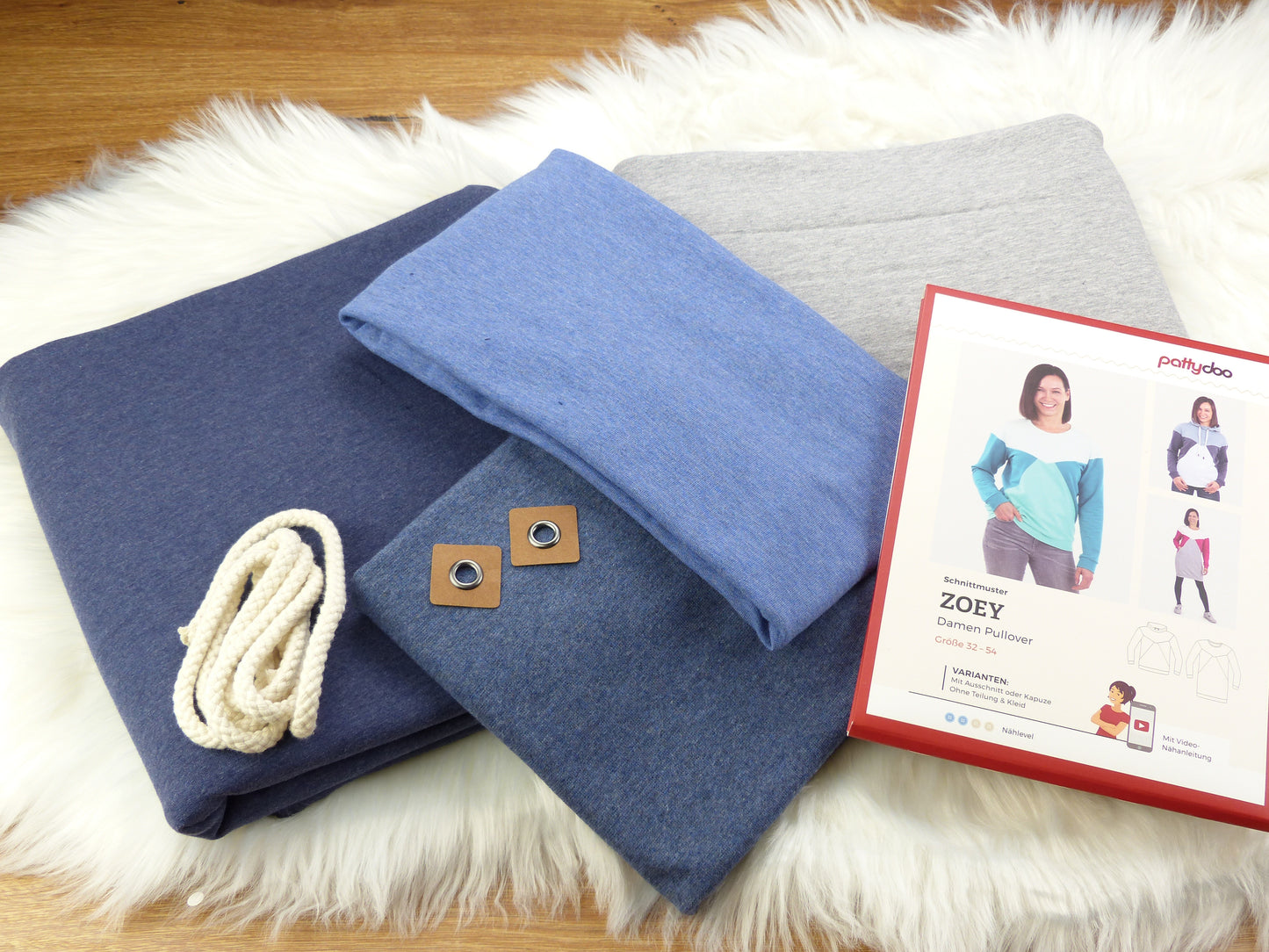 Nähpaket - Hoodie/ Kleid "Zoey"