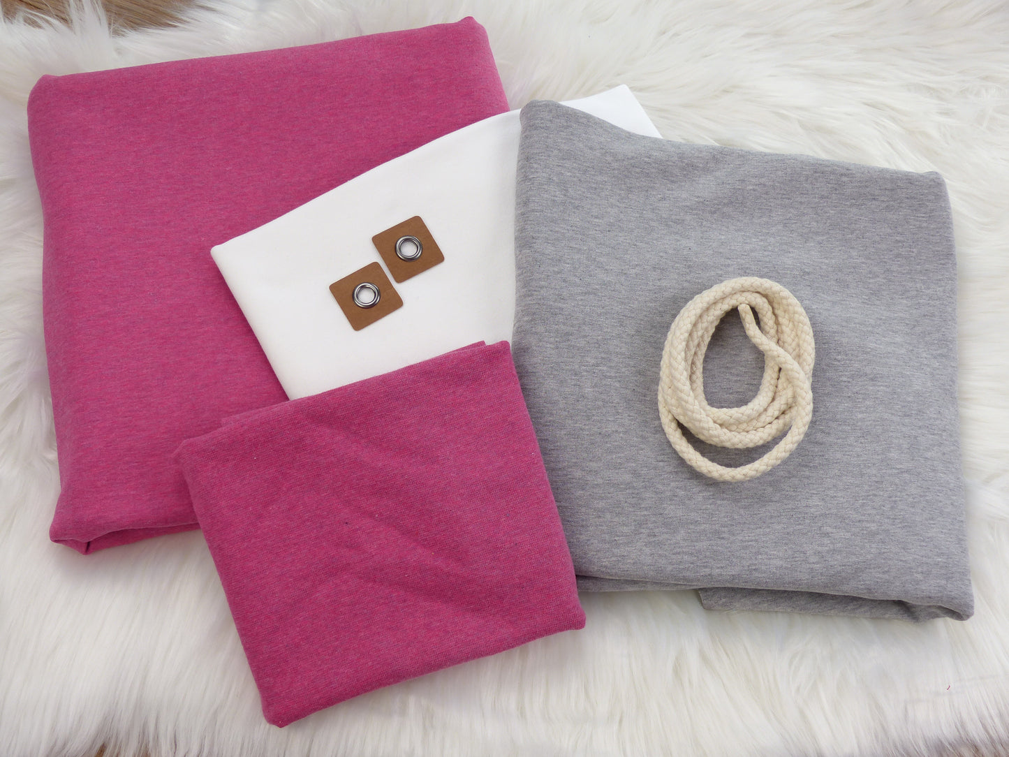 Nähpaket - Hoodie/ Kleid "Zoey"