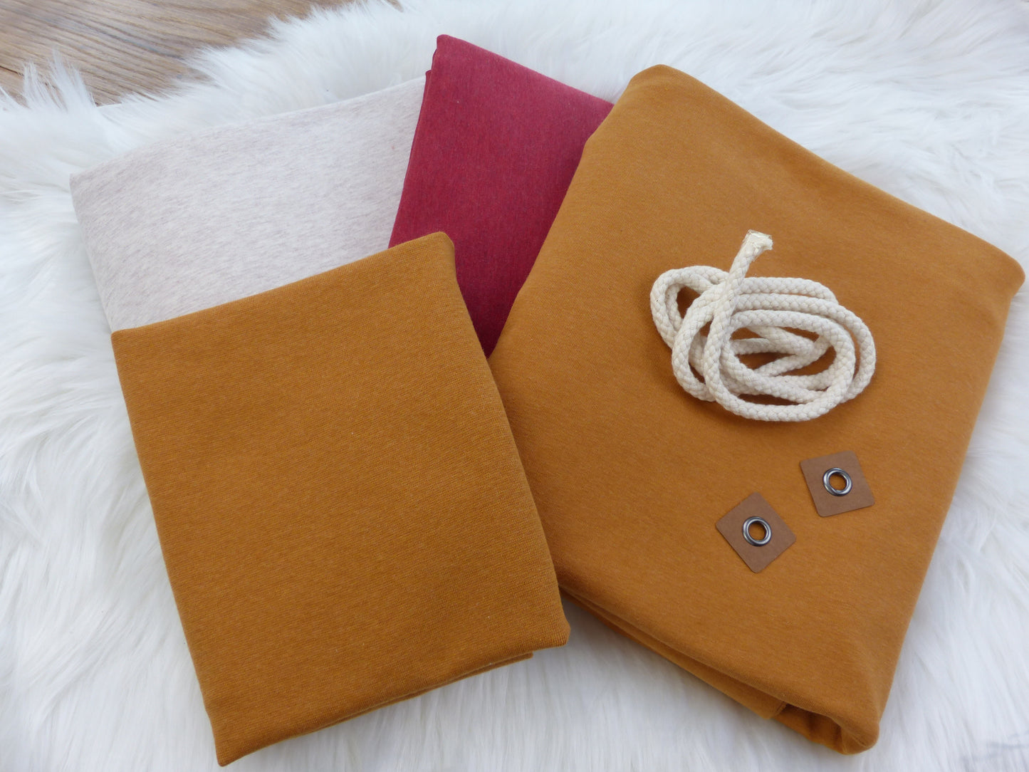Nähpaket - Hoodie/ Kleid "Zoey"