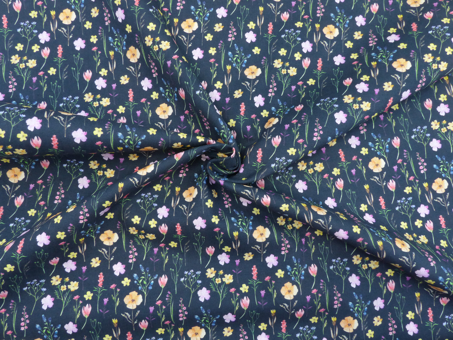 Baumwolle/Popelin " Blumen" schwarz