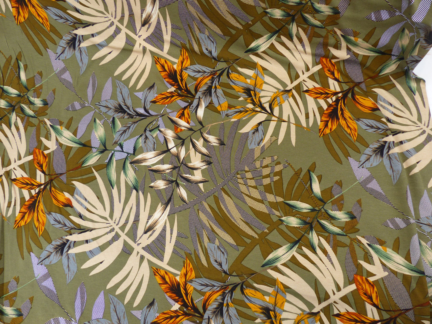 Viskosejersey-Mega Blätter-Khaki