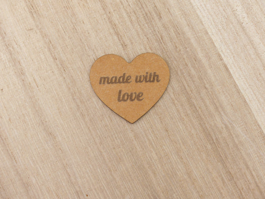 Zierteile aus SnapPap- Herz made with love