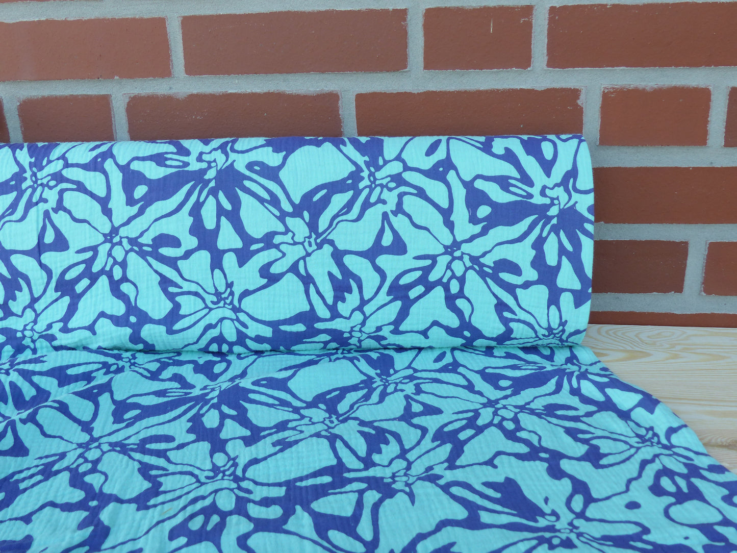 Musselin, Blumen Lila/ blau