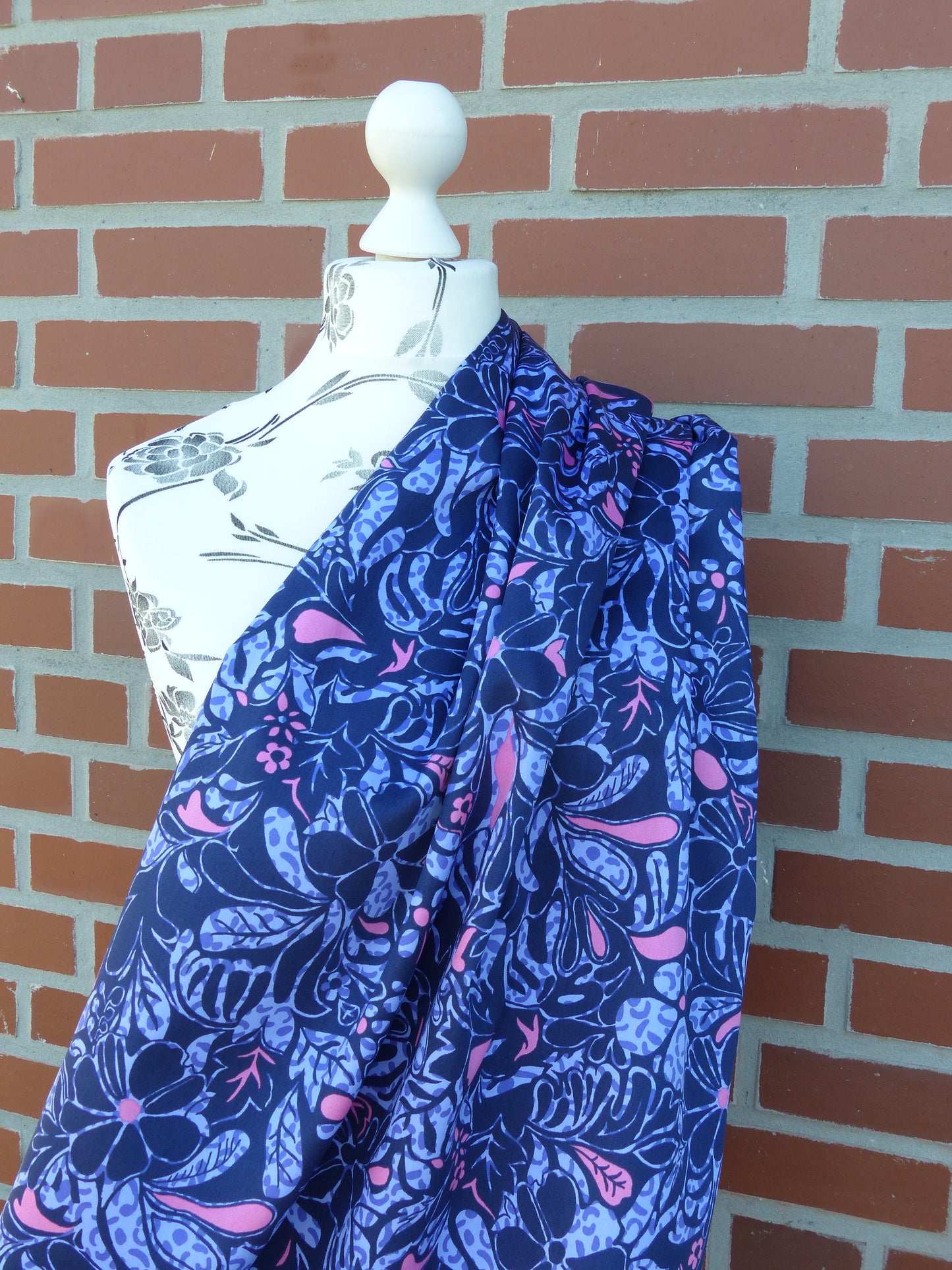 Cotton Satin "Blumen" Marine